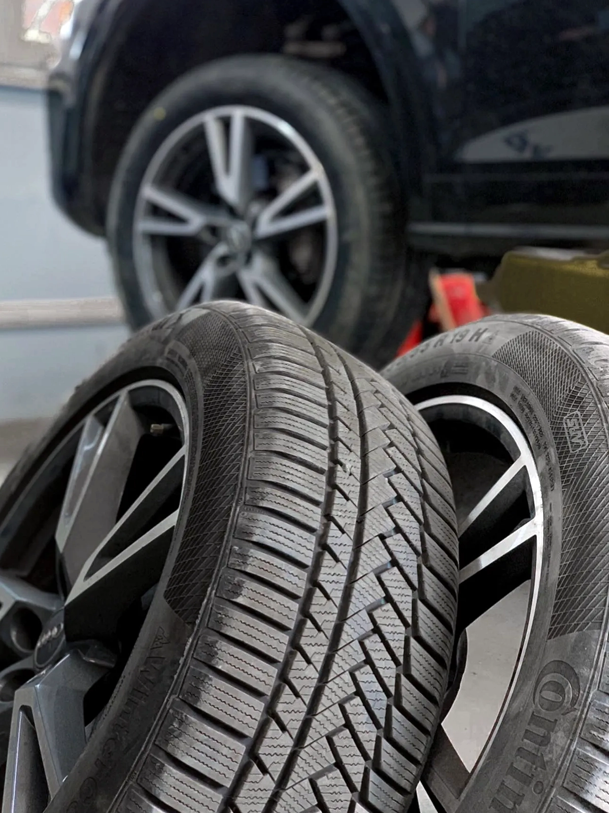 Hlavní nabídka, o pneusevisu